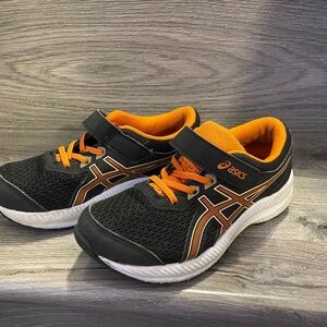 Asics Kids Sneakers in Black and Orange